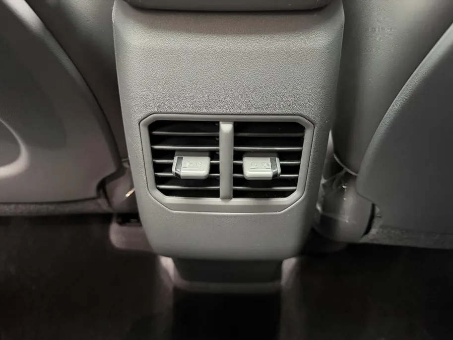 Kia EV2 61 kWh 135pk (5-zits) Black-Line