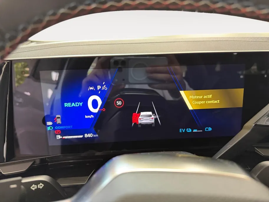 Renault Austral 1.2 E-Tech full hybrid 200 esprit Alpine | 200 PK | Google Navigatie | 360° Camera | Adaptive Cruise | Matrix LED | Keyless Entry