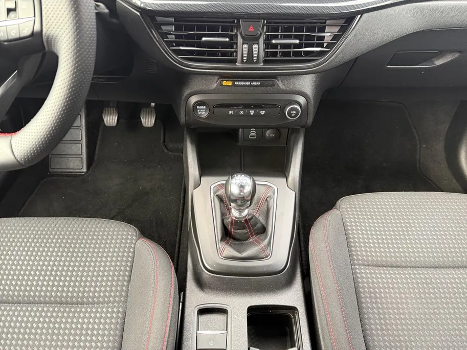 Ford Focus Wagon 1.0 EcoBoost Hybrid ST Line | Drive Assistance Pack | BLIS | Adaptive Cruise Control | Camera | 12 maanden garantie! |