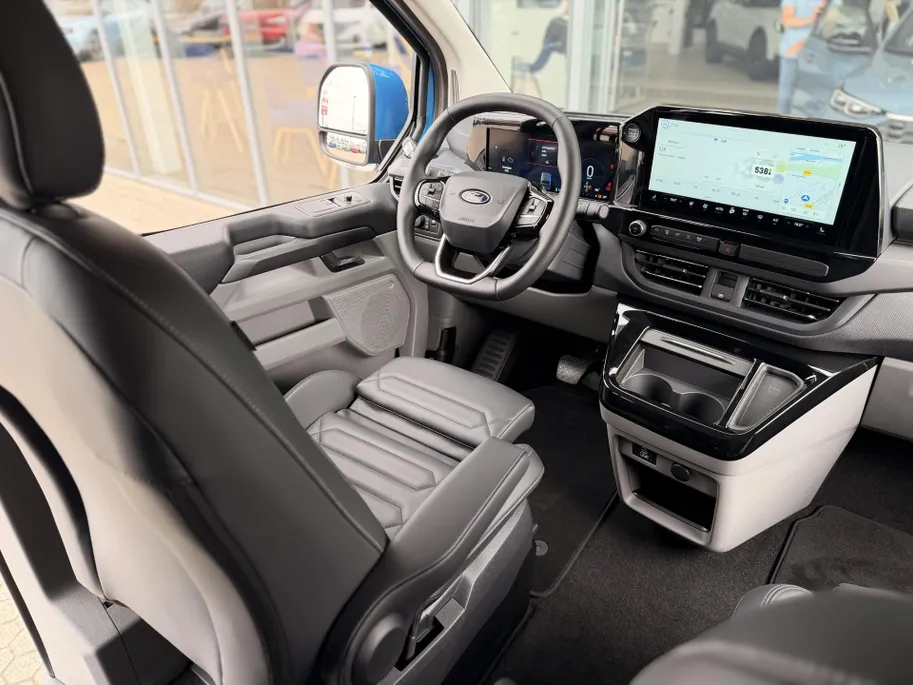 Ford Transit Custom Tourneo 340 L1H1 Titanium X 2.5 233pk PHEV e-CVT INCL BPM I ELEKTRISCHE TREKHAAK I WINTER PACK I DRIVER ASSIST PACK I 8 PERS I APPLE CARPLAY / ANDROID AUTO I