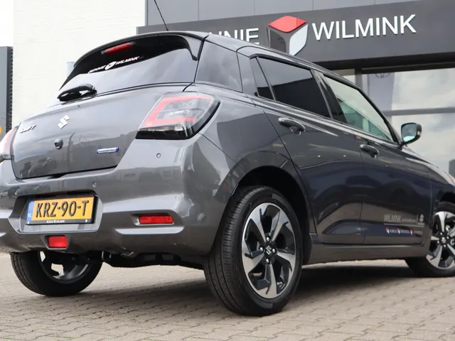 Suzuki Swift 1.2 Style Smart Hybrid