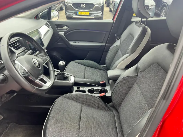 Renault Captur 1.0 TCe 90 techno | A.CAMERA | NAVIGATIE | APPLE CARPLAY/ANDROID AUTO | PARKEERSENSOREN V+A | NED.AUTO | 1e EIGENAAR |