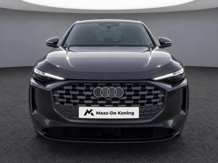 Audi Q5 Sportback e-hybrid quattro Advanced edition 299 PK · Techniekpakket plus · Panorama-glasdak · Trekhaak, elektr. wegklapbaar