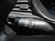Mazda 3 2.0 e-SkyActiv-G M Hybrid 122 Comfort | Stuur-/stoelverwarming | Camera | Cruise adapt. | Clima | 16' LM | HUD | LED | Dodehoek detectie |