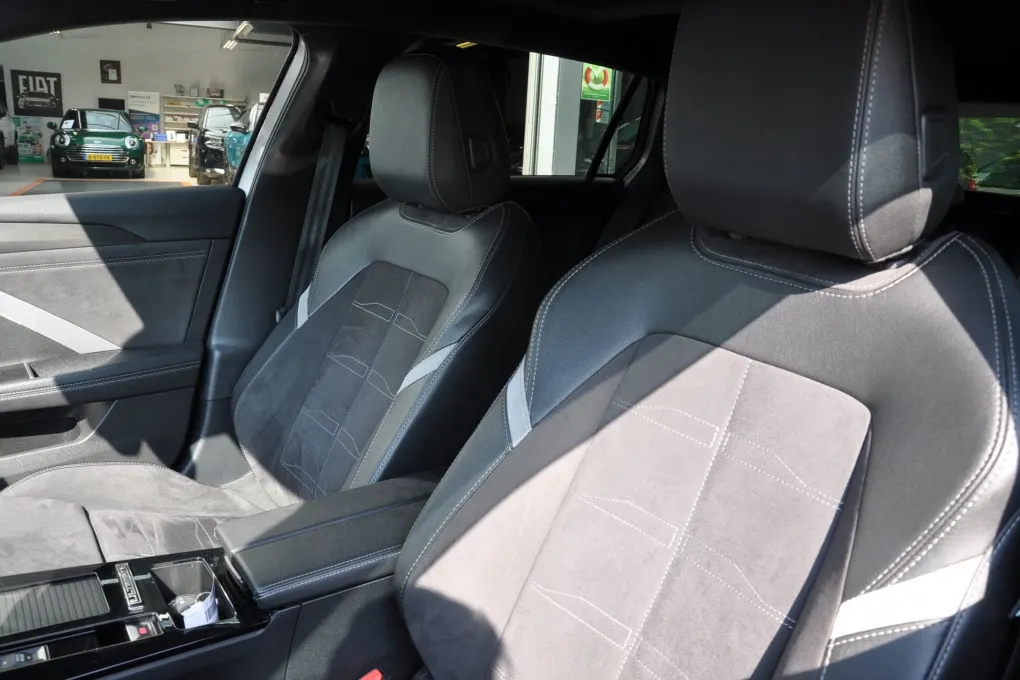 Opel Astra Sports Tourer 1.2 Turbo GS 19 inch Comfort Pakket Pano dak