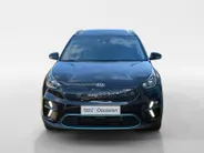 Kia e-Niro DynamicPlusLine 64 kWh | SOH 97,5% | Camera | Keyless | Schuifdak | Navi | Apple Carplay | Android Auto | Lichtmetalen Velgen |