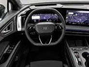 Audi Q4 e-tron S edition quattro performance 82 kWh 340 pk · Panorama dak · Tech Pro · Bijrijdersdisplay · Sonos · NIEUW MODEL!!