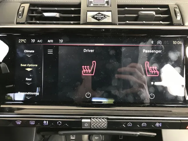 DS 7 1.6 PHEV 300 4x4 Pallas