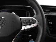 Volkswagen Tiguan 1.4 TSI 245pk DSG eHybrid Elegance · Inklap. Trekhaak · Dodehoeksensor · Matrix LED · Stuur- & Stoelverwarming · Parkeer Assistent · ACC ·