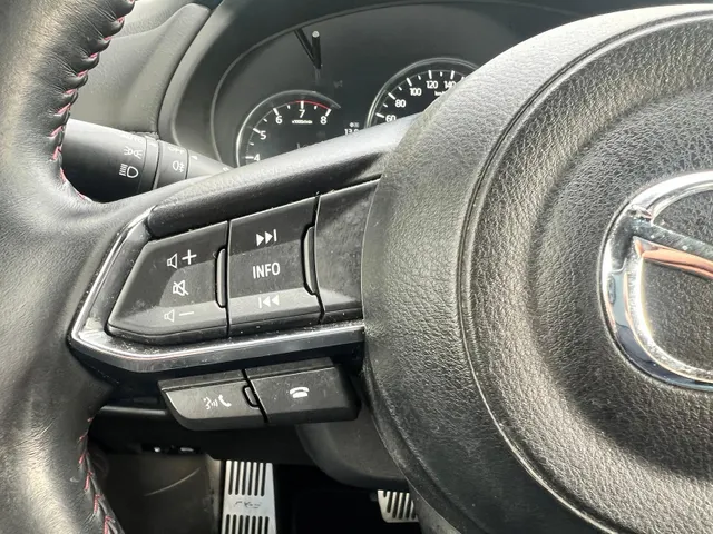 Mazda CX-5 2.0 e-SkyActiv-G M Hybrid 165 Homura Comfort Pack AUTOMAAT | TREKHAAK | LEDER | 360gr CAMERA | Bose AUDIO | STOELVENTILATIE | STOEL- en STUURVERWARMING | 1e EIG |
