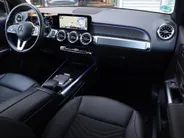 Mercedes-Benz EQB 250 Business Line 67 kWh l Panoramadak l Stoelverwarming l Achteruitrij camera