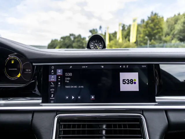 Porsche Panamera Sport Turismo Sport Chrono 2.9 4 E-Hybrid