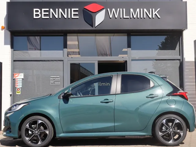 Toyota Yaris Hybrid 130 Executiv | Stoelverwarming | Modeljaarvoordeel €3.500