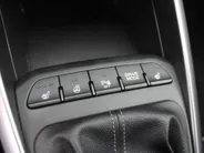 Kia Rio 1.0 T-GDi MHEV GT-Line | Stuur-/stoelverwarming | 17' LM | Camera | Clima | Navi | Cruise | Keyless |