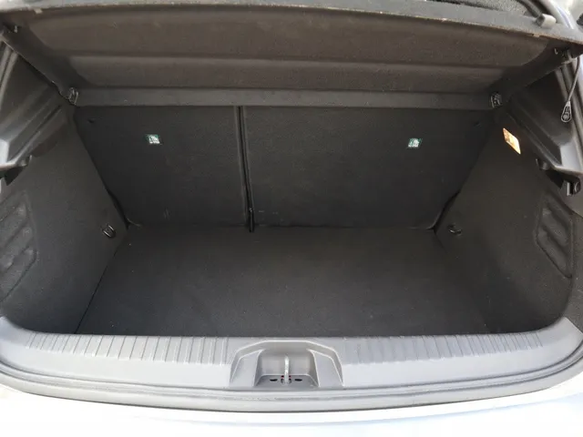 Mitsubishi Colt 1.6 HEV Intense+ Adaptive Cruise | Keyless | All Seasons