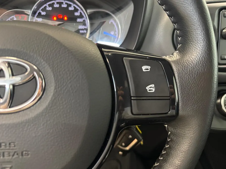 Toyota Yaris 1.0 COMFORT | AIRCO | NL-AUTO | DEALERONDERHOUDEN |