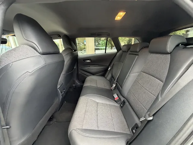 Toyota Corolla Touring Sports 2.0 Hybrid Dynamic | Parkeersensoren V+A