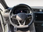 Volkswagen Tiguan 1.5 TSI R-Line Business+ | Automaat | Cruise Control | Climate Control | Digital Dashboard | Stoelverwarming | Stuurverwarming | Navigatie | Parkeersensoren |