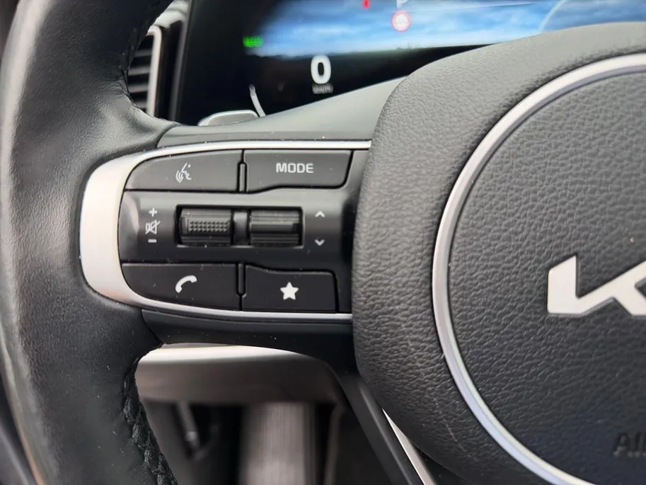 Kia Sportage 1.6 T-GDi Hybrid GT-PlusLine | Zeer nette auto | Open dak | Stoelverwarming & koeling | Dodehoekdetectie | Harman Kardon audio | Fabrieksgarantie t/m 7-2032 | NAP