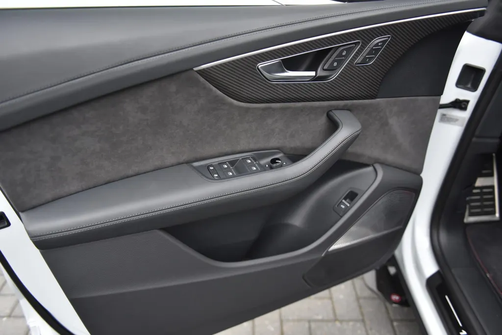 Audi RSQ8-R ABT 740PK QUATTRO