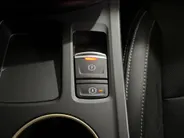 Renault Arkana 145PK E-Tech Hybrid E-Tech Engineered Automaat | 9,3' Navi | Digital Cockpit | Apple CarPlay/Android Auto | Climate Control | Adaptive Cruise Control | Full LED | Leder | Stoelverwarming |