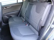 Kia Niro EV Light Edition 64.8 kWh | Camera | Cruise adapt. | Clima | 17' LM | Navi | Keyless | All season banden | 17% bijtelling |