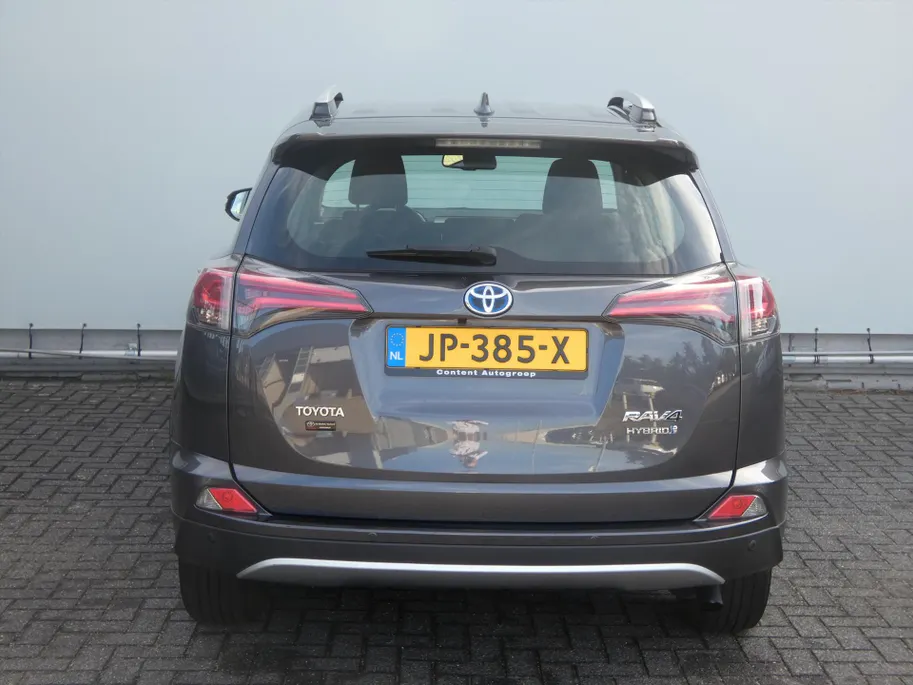 Toyota RAV4 2.5HYBRID 145KW 2WD CVT 2016 First Edition