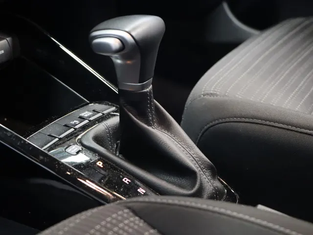 Kia Stonic 1.0 T-GDi MHEV DynamicLine Automaat-Trekhaak