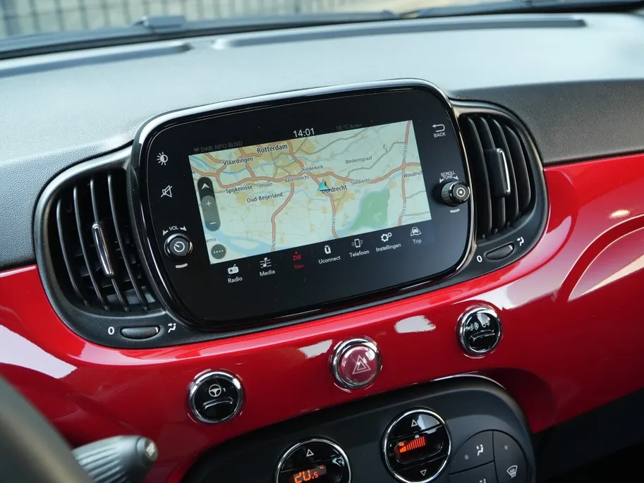 Fiat 500 1.0 Hybrid 70 PK | Comfort | Style | Tech | Navi | Carplay | 15'