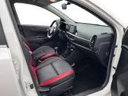 Kia Picanto 1.0 T-GDI GT-Line | Camera | Apple Carplay/Android Auto | Stoel/Stuur Verwarming | Cruise Control | Climate Control | Navigatie | 12 Maanden Bovag Garantie