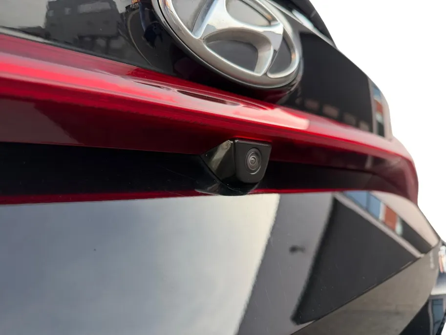 Hyundai i20 1.0 T-GDI Premium | Navigatie| Stoel/Stuurverwarming| Achteruitrijcamera| Dode hoek sensor|