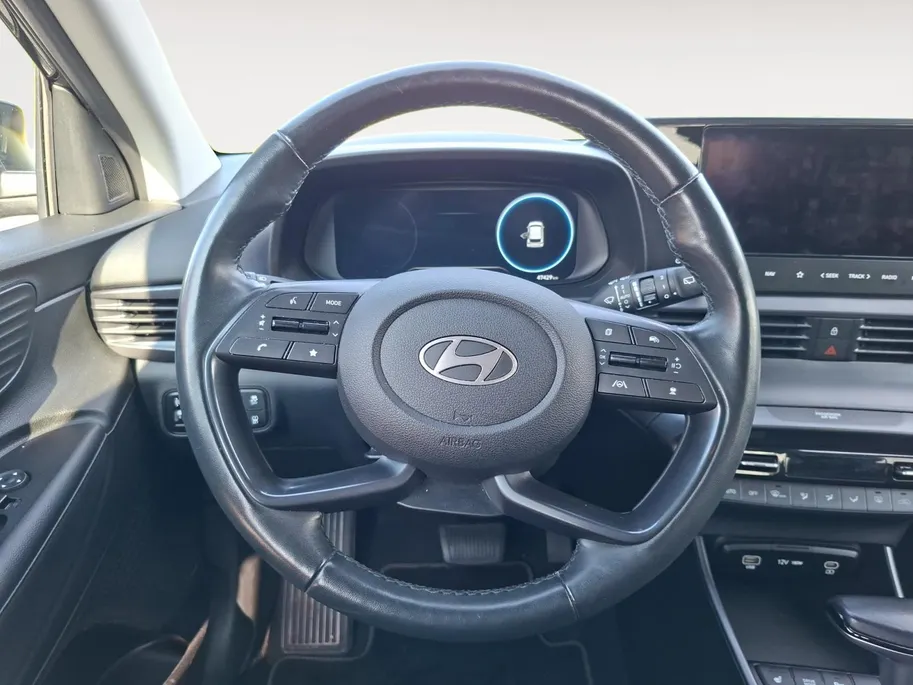 Hyundai i20 1.0 T-GDI Premium | Adaptive Cruisecontrol | Climate Control | Dodehoekdetectie | Stoel&Stuurwielverwarming | Camera | Parkeersensoren | Apple Carplay&Android Auto | BOSE Audio | 16' Lichtmetaal |