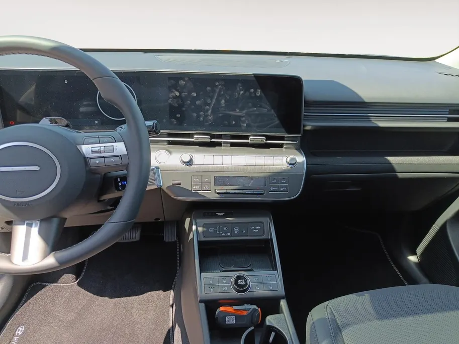 Hyundai Kona 1.6 GDI HEV Premium Sky |