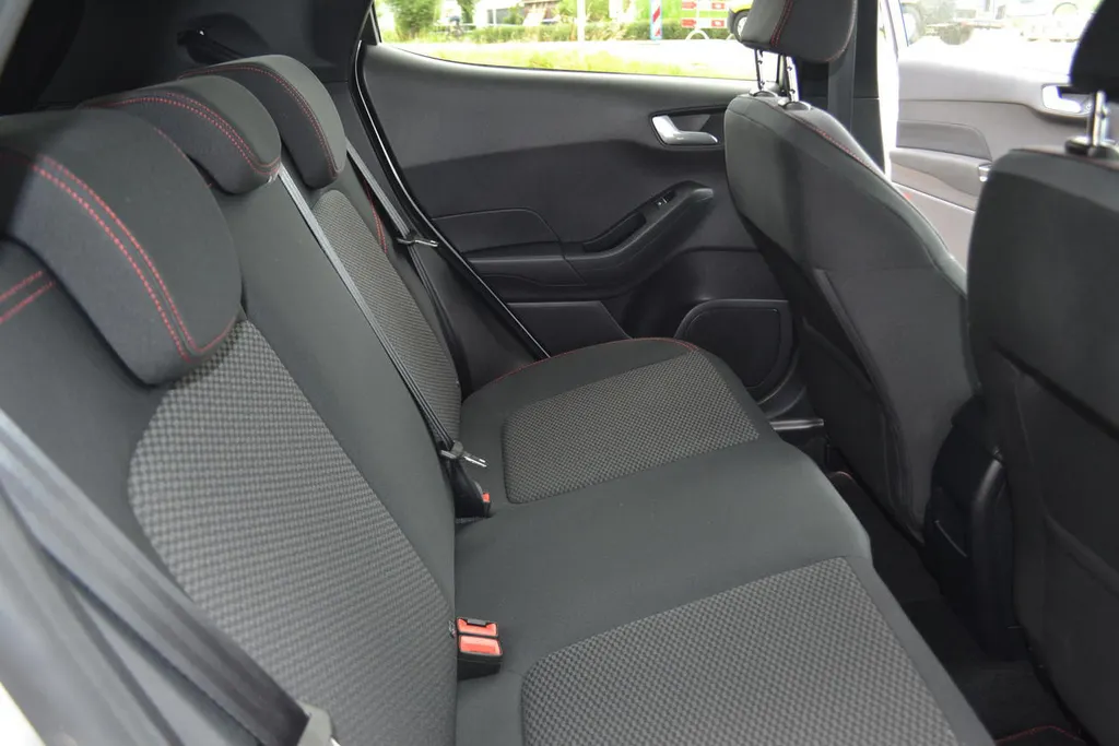 Ford Fiesta 1.0 ECOB. 95PK ST LINE X|NAVI|CARPLAY|MOOI!