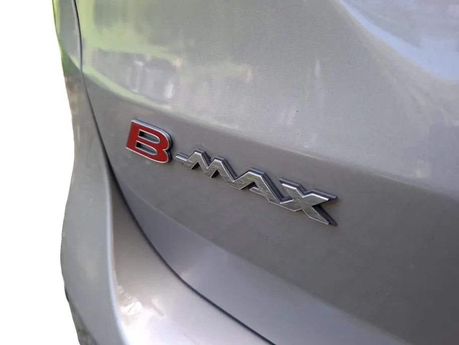 Ford B-MAX 1.0 EcoBoost Titanium | VERWARMDE VOORRUIT | NAV | AIRCO | 1 JAAR BOVAG GARANTIE | TELEFOON |