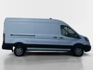 Ford E-Transit 350 L3H2 Trend 68 kWh | Volledig elektrisch | Driver assistance pack Ultimate | Navigatie | Parkeersensoren V+A | 16' Lichtmetalen velgen |