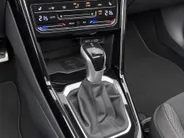 Volkswagen T-Roc 1.5TSI/150PK R-Line Black Style · Panoramadak · Apple/Android Car Play · BEATS audio · Camera
