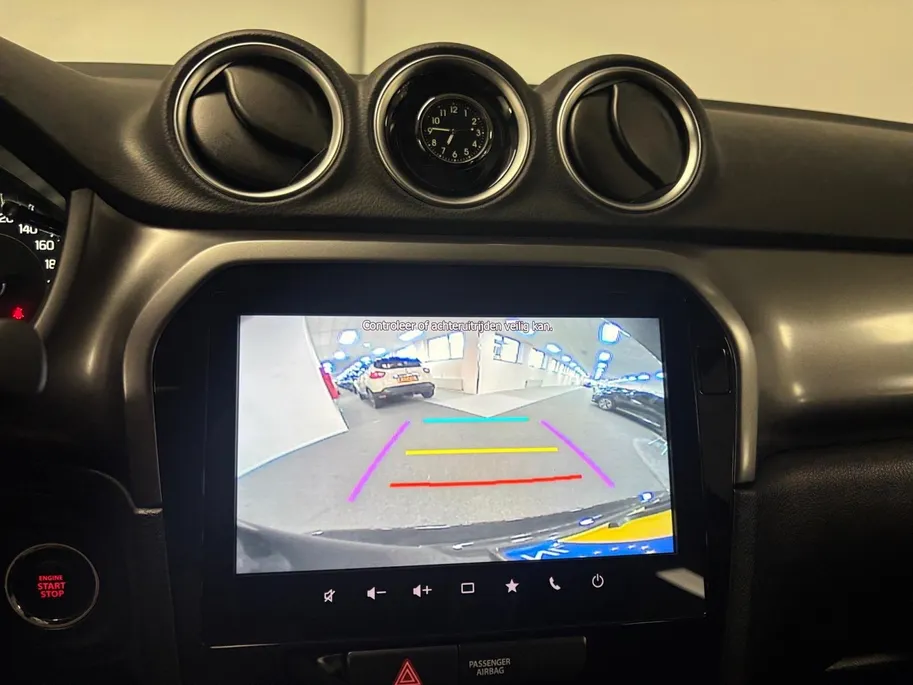 Suzuki Vitara 1.5 Hybrid Select AUTOMAAT NAVI AIRCO ADAPTIEVE CRUISE CONTROLE STOELVERWARMING  LM VELGEN APPLE CARPLAY ANDROID AUTO ZEER MOOIE AUTO