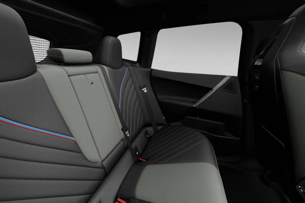 BMW iX xDrive M70