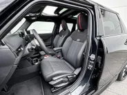 MINI Cooper 5-deurs 1.5 Cooper C John Cooper Works XL