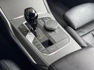 BMW 3 Serie Sedan 320i Business Edition Plus