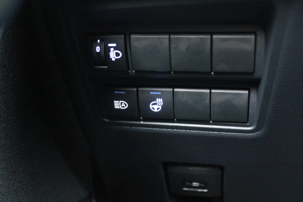 Mazda 2 Hybrid 1.5 Agile Comfort pakket | Airco | Cruise | Apple Carplay | Android Auto | Camera | 15' LM |