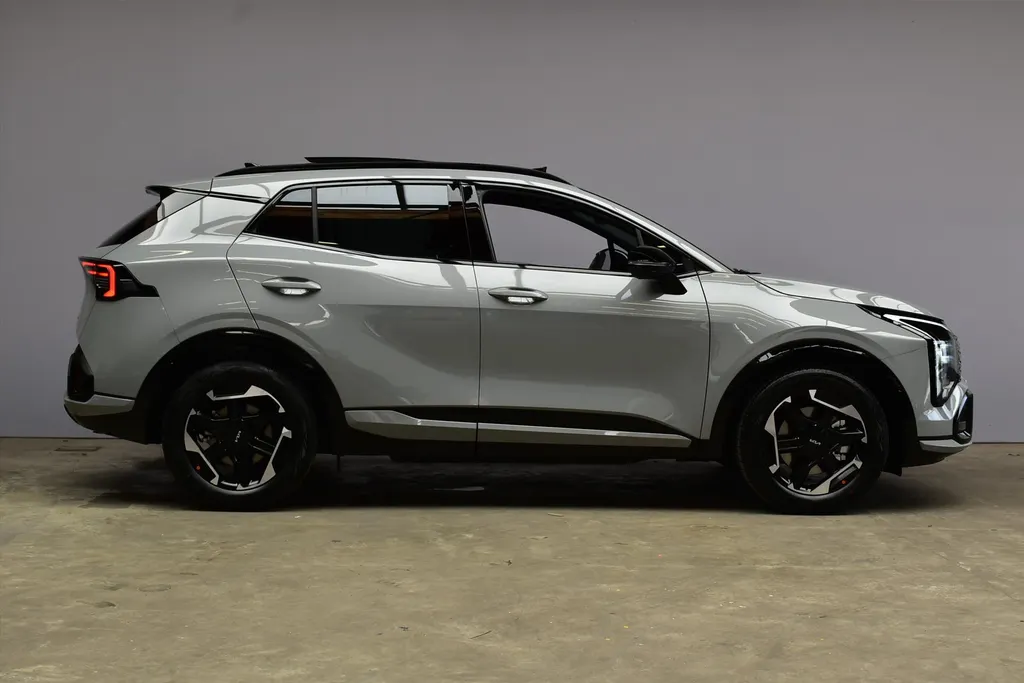 Kia Sportage 1.6 T-GDi 239pk Hybrid AT6 GT-Line NIEUW