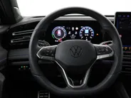 Volkswagen Tiguan 1.5 204pk DSG eHybrid R-Line · Panoramadak · Harman Kardon · Leder · 360 Camera · Wegklapbare Trekhaak · Stoelventilatie · Massage · 20'' Inch ·