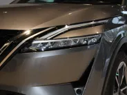 Nissan QASHQAI 1.3 MHEV Xtronic Tekna | 1800kg trekgewicht | Automaat | Trekhaak | 360grd Camera | Apple carplay & Android auto | Stoel-, voorruit- en Stuurverwarming | Head-up display | LM wielen |