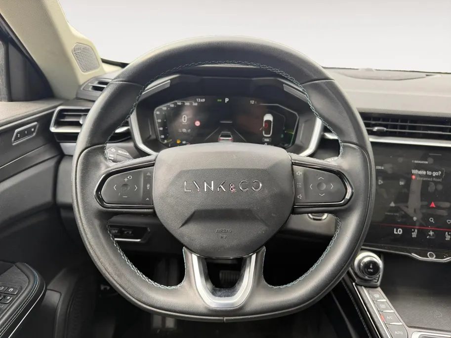 Lynk & Co 01 1.5 | Zeer netjes! | Panoramadak, LM Velgen, memory seat, TREKGEWICHT 1800KG!! | NU Rijklaarprijs! Incl.12 Maanden, APK, Onderhoudsbeurt etc! Premiumpakket gratis!