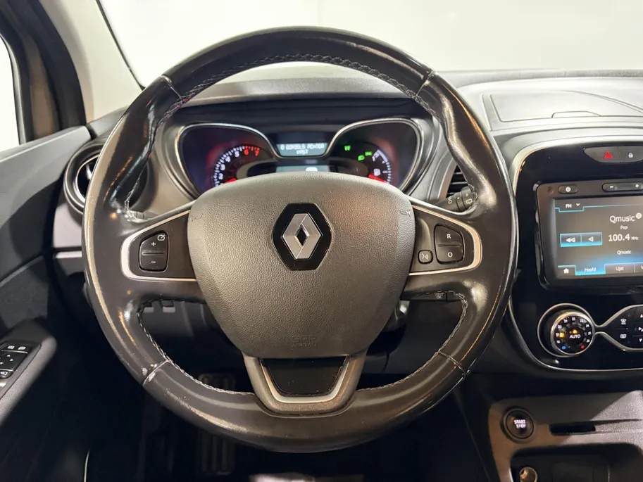 Renault Captur 90PK TCe Intens | All Season Banden | Armsteun | Navi | Camera | Parkeersensoren | Climate Control | Bluetooth | Lichtmetalen Velgen | Licht & Regen Sensor |