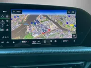 Audi Q5 40TFSIe 220KW/299PK Quatro S-edition Panoramadak · 360° Camera + parkeersensoren · Apple/Android Car Play · Fabrieksgarantie t/m 22-09-2029 of 100.000Km