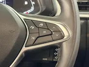 Renault Captur 90PK TCe Techno | 1e eigenaar | Schuif-Kantel Dak | Camera | Navigatie | Apple Carplay/Android Auto | Parkeersensoren | Trekhaak | Climate Control | Lichtmetalen Velgen | Full LED |