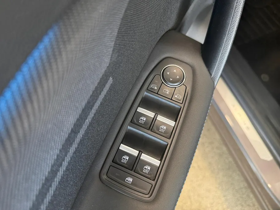 Renault Symbioz 1.6 E-Tech full hybrid 145 esprit Alpine *Navi+Camera*Climate*Adaptive Cruise*Stoel/Stuur Verw.*Ruime Achterbak*Sportieve Uitstraling!